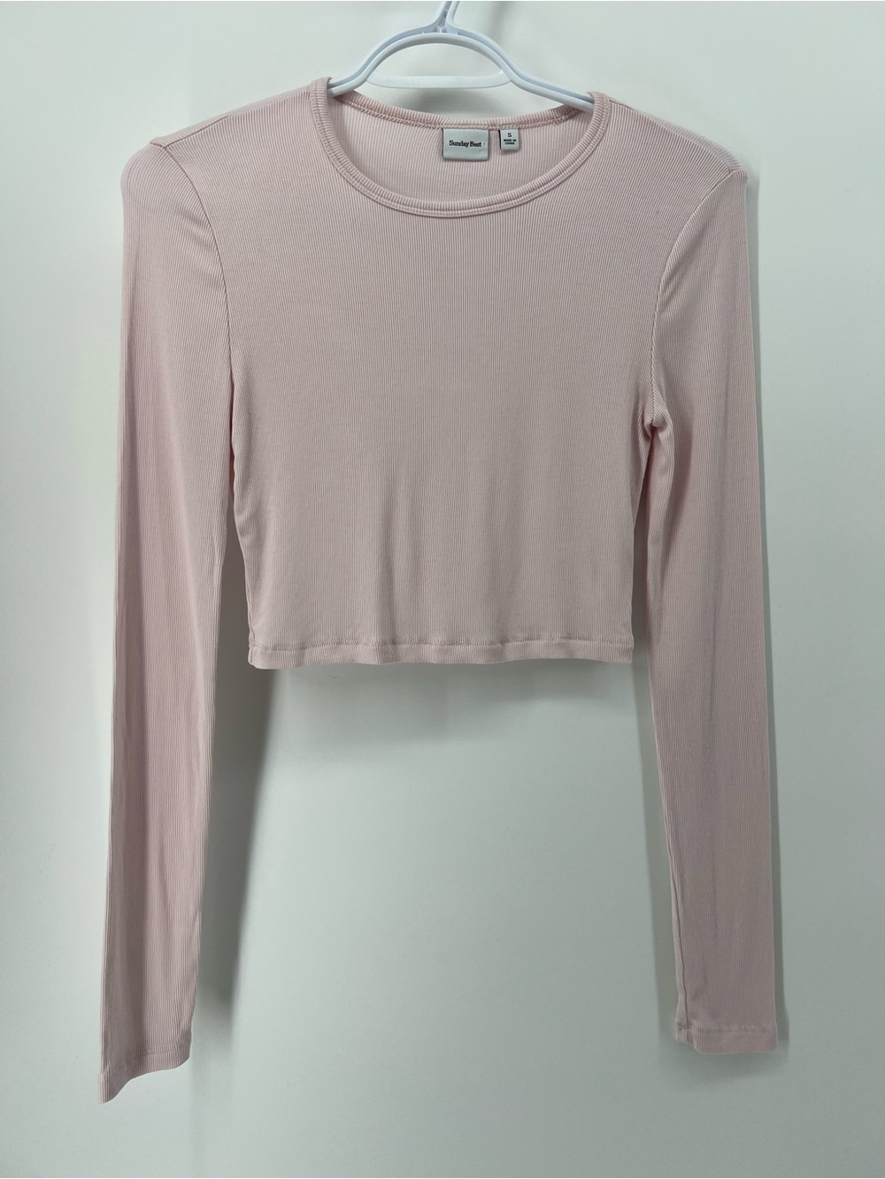 Aritzia Sunday Best Women’s Small Light Pink Ribbed Long-Sleeve Crop Top